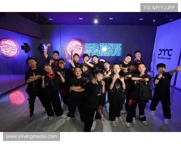 西安街舞队在全国街舞节奏排行榜中荣获第五名展现实力与风采