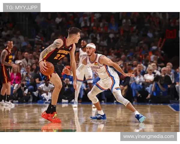 亚历克斯卡鲁索如何在NBA赛场上展现出色的防守与领导力