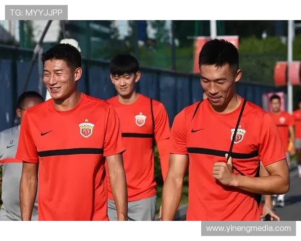 恒大与鲁能的12年恩怨情仇:从巅峰对决到风雨飘摇的传奇之路 恒大与鲁能的12年恩怨情仇:从巅峰对决到风雨飘摇的传奇之路