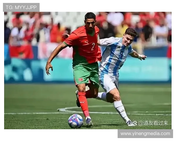 斯特拉斯与摩洛哥的精彩对决揭示足球战术与团队协作的完美结合 斯特拉斯与摩洛哥的精彩对决揭示足球战术与团队协作的完美结合